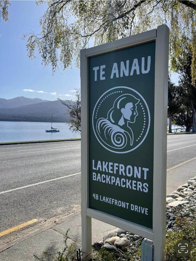 Te Anau Lakefront Backpackers Exterior photo